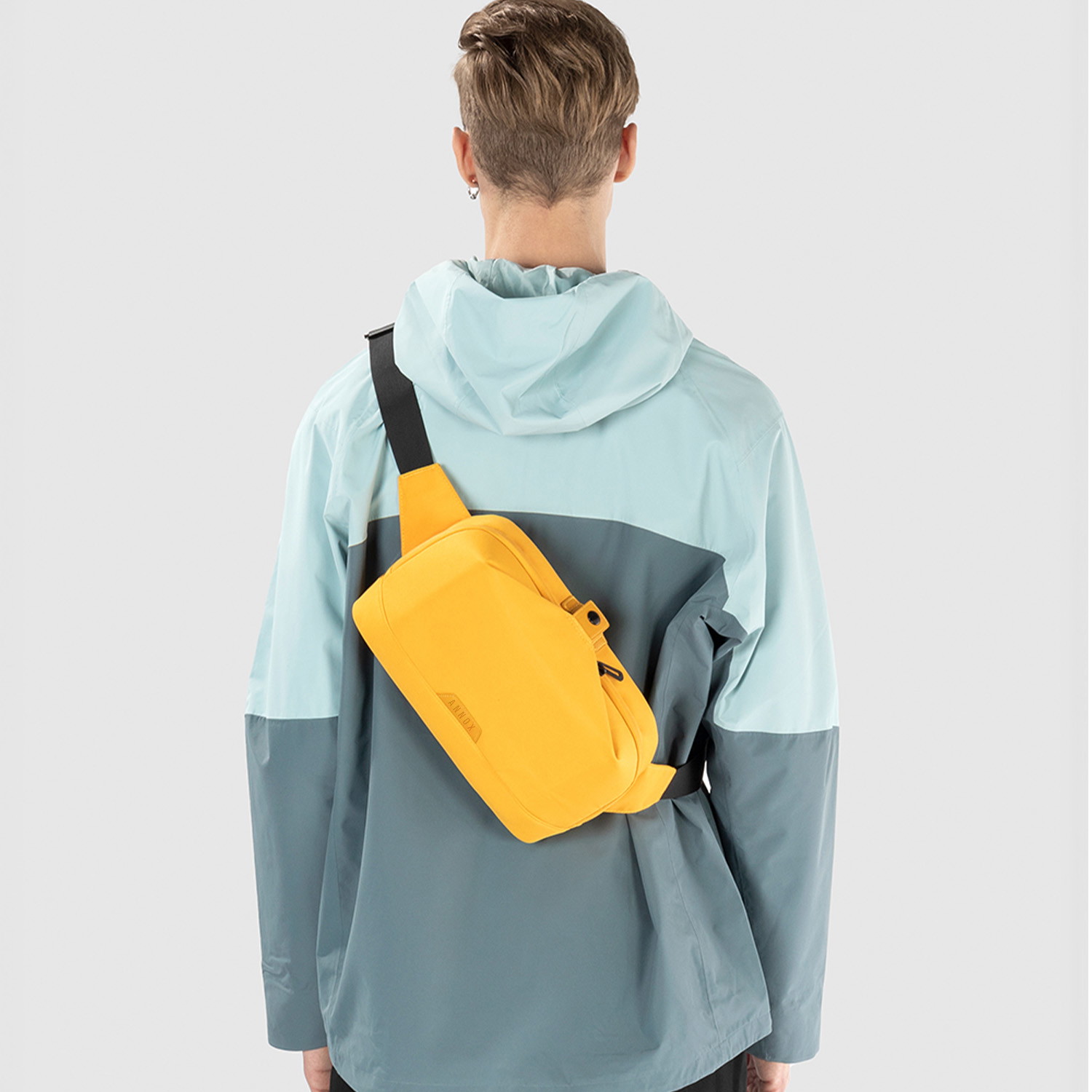 Annox Ecosmart Sling Bag – Sac résistant à l’eau en matériau recyclé pour Trottinettes, skateboard et patins à roulettes