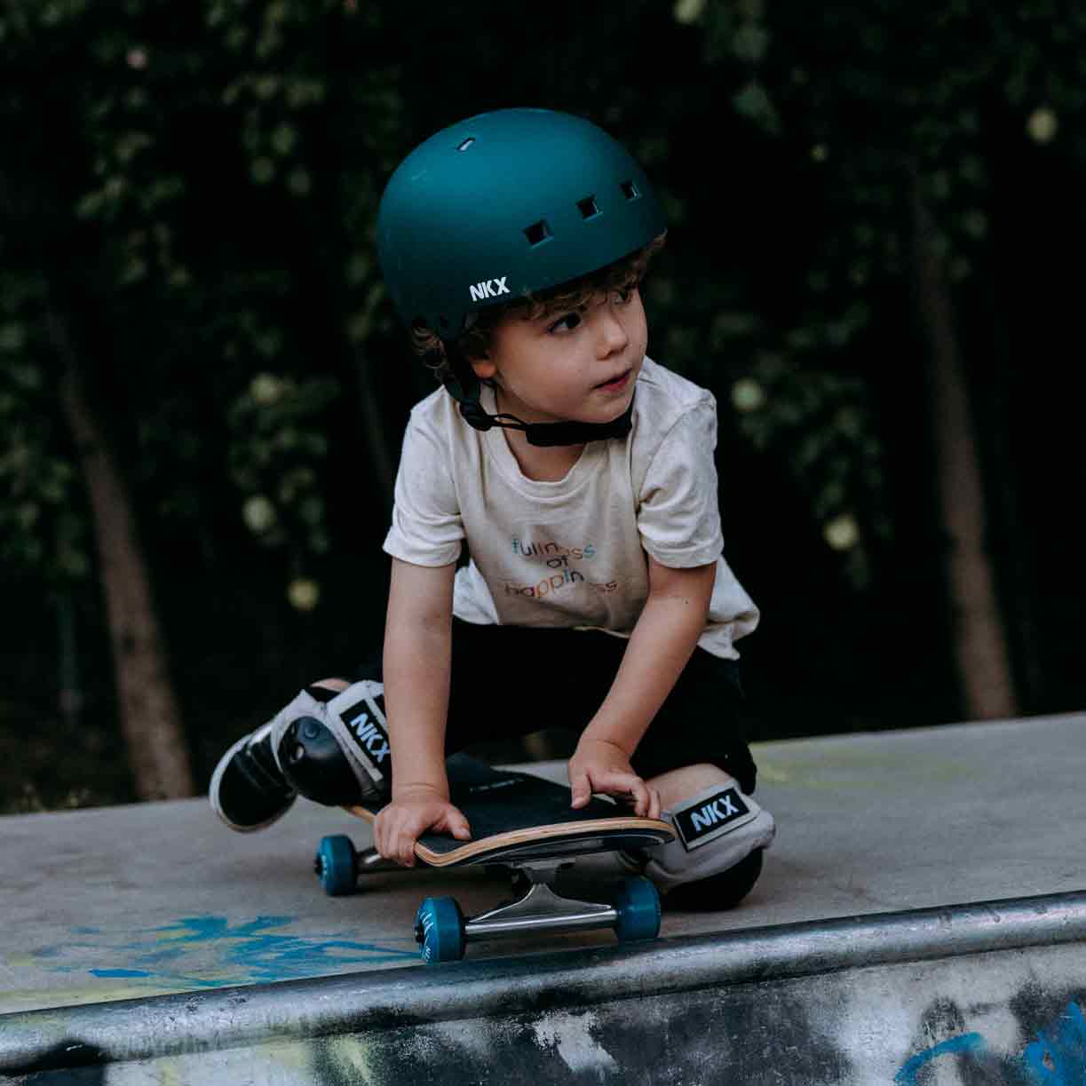 Casque de skate certifié NKX Brain Saver