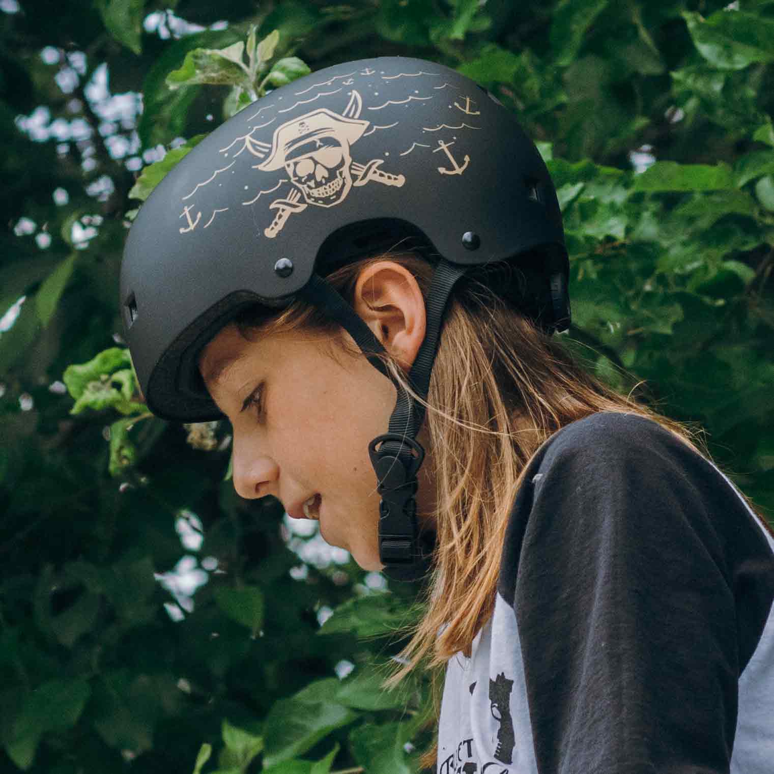Casque de skate certifié NKX Brain Saver