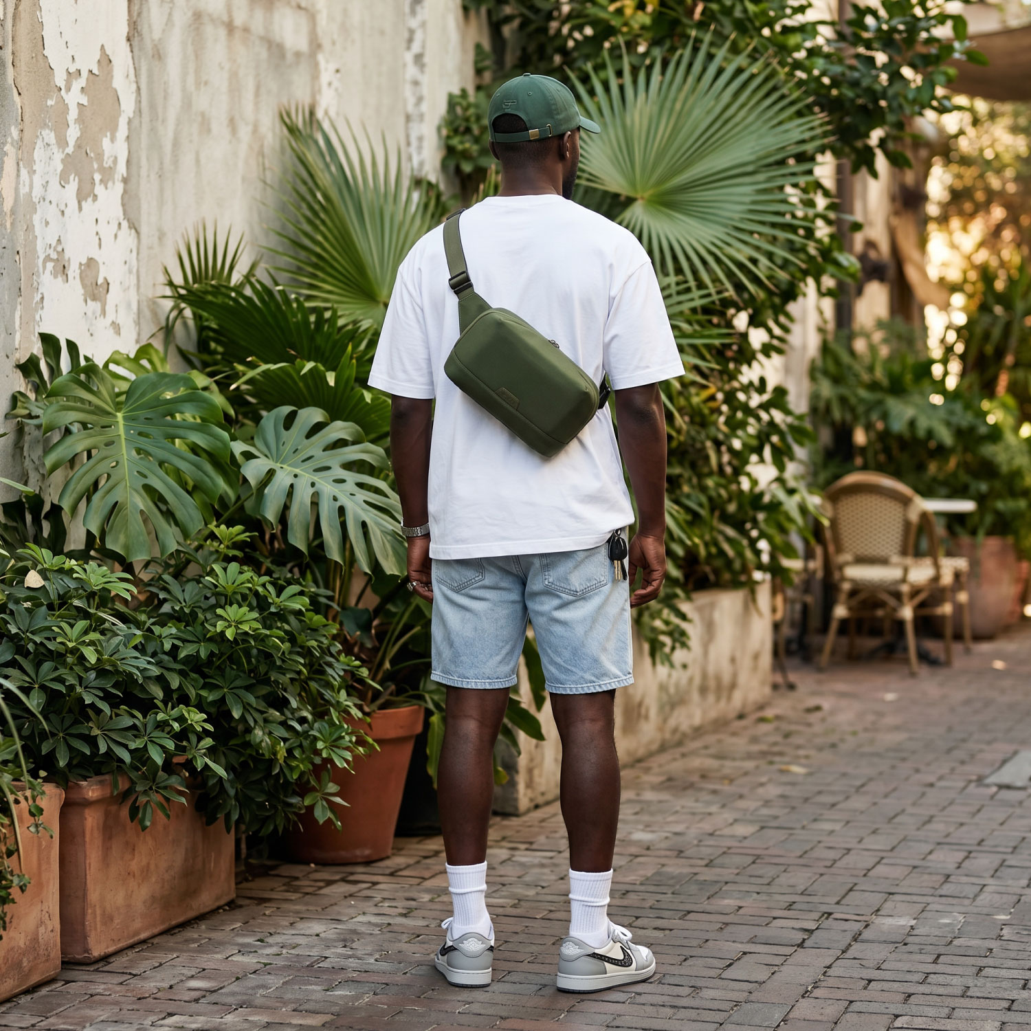 Annox Ecosmart Sling Bag – Sac résistant à l’eau en matériau recyclé pour Trottinettes, skateboard et patins à roulettes