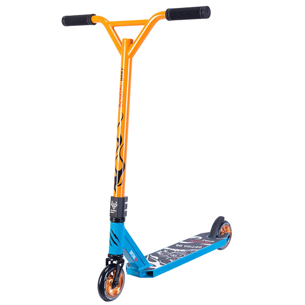 Bestial Wolf Demon D6 Freestyle Trottinette