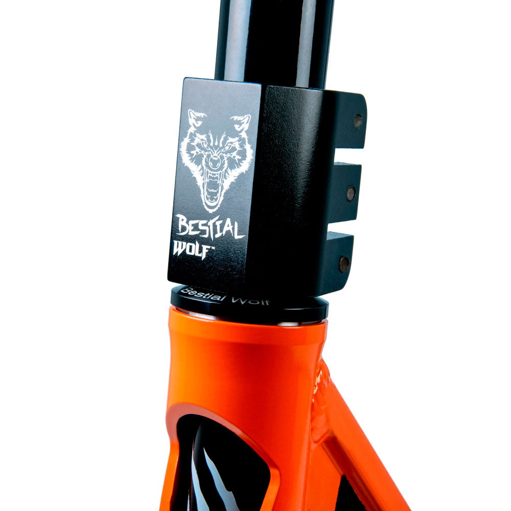 Bestial Wolf Booster B16 Trottinette