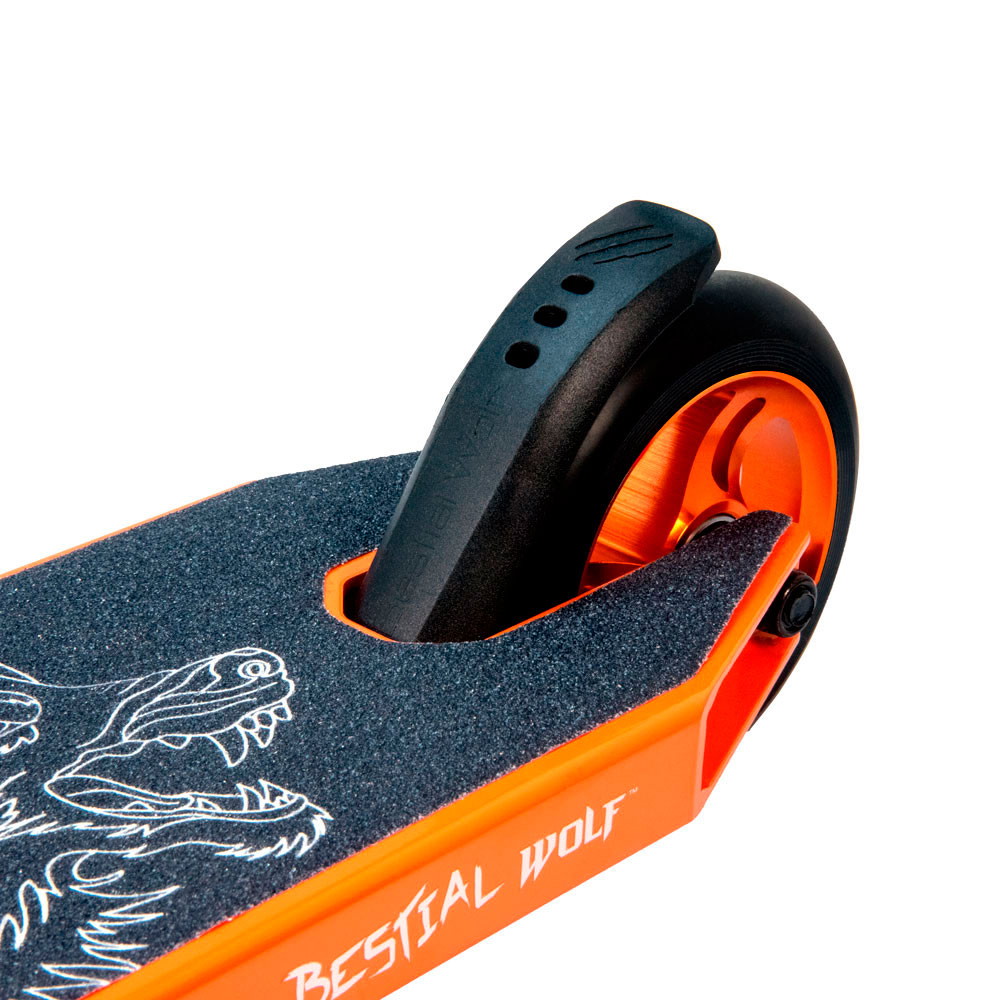 Bestial Wolf Booster B16 Trottinette