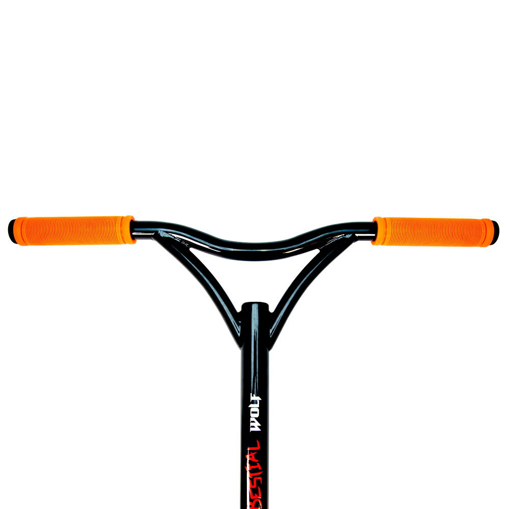 Bestial Wolf Booster B16 Trottinette