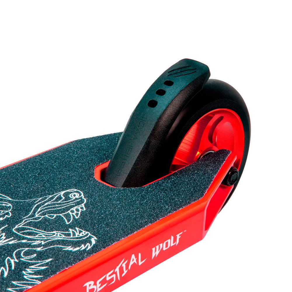 Bestial Wolf Booster B16 Trottinette