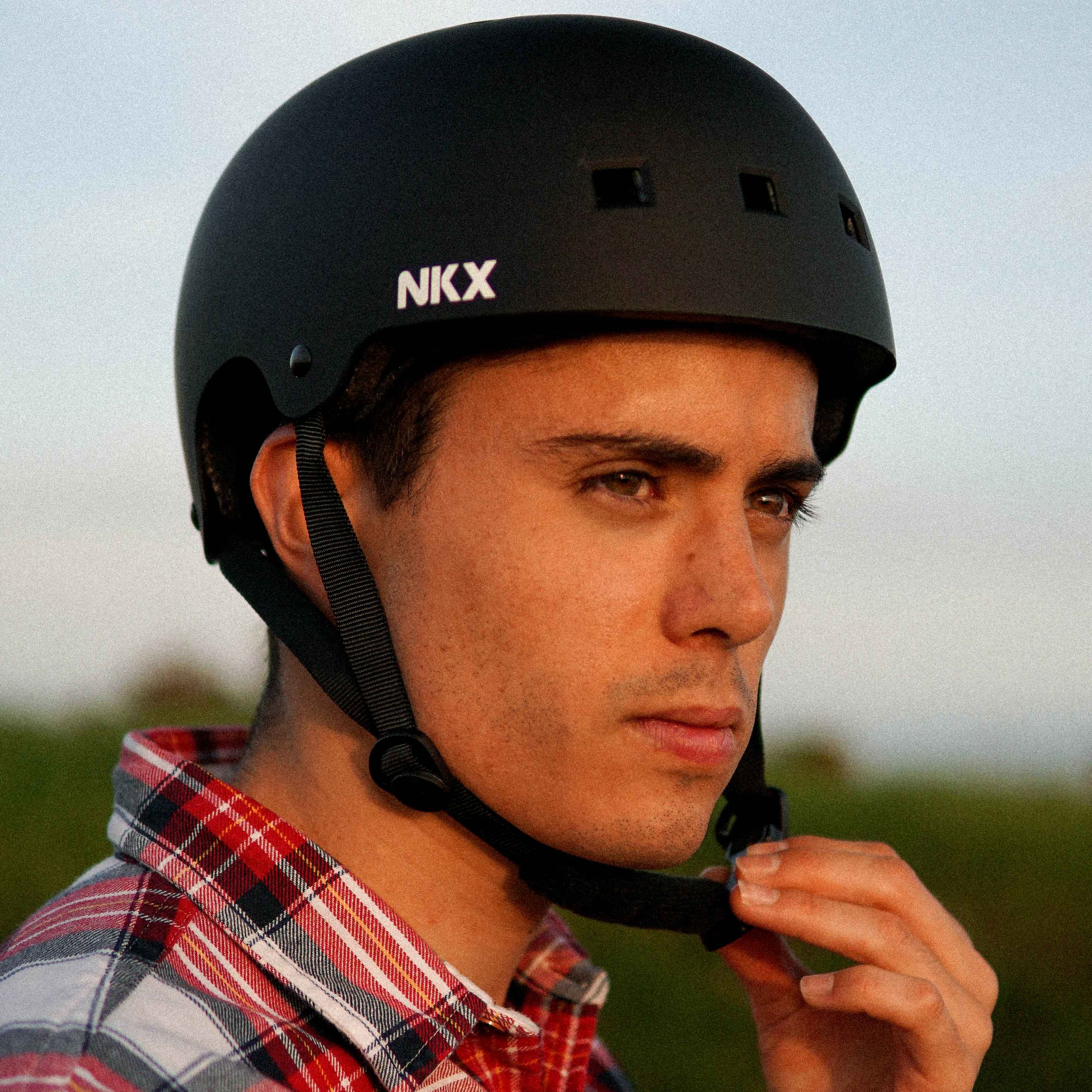 Casque de skate certifié NKX Brain Saver