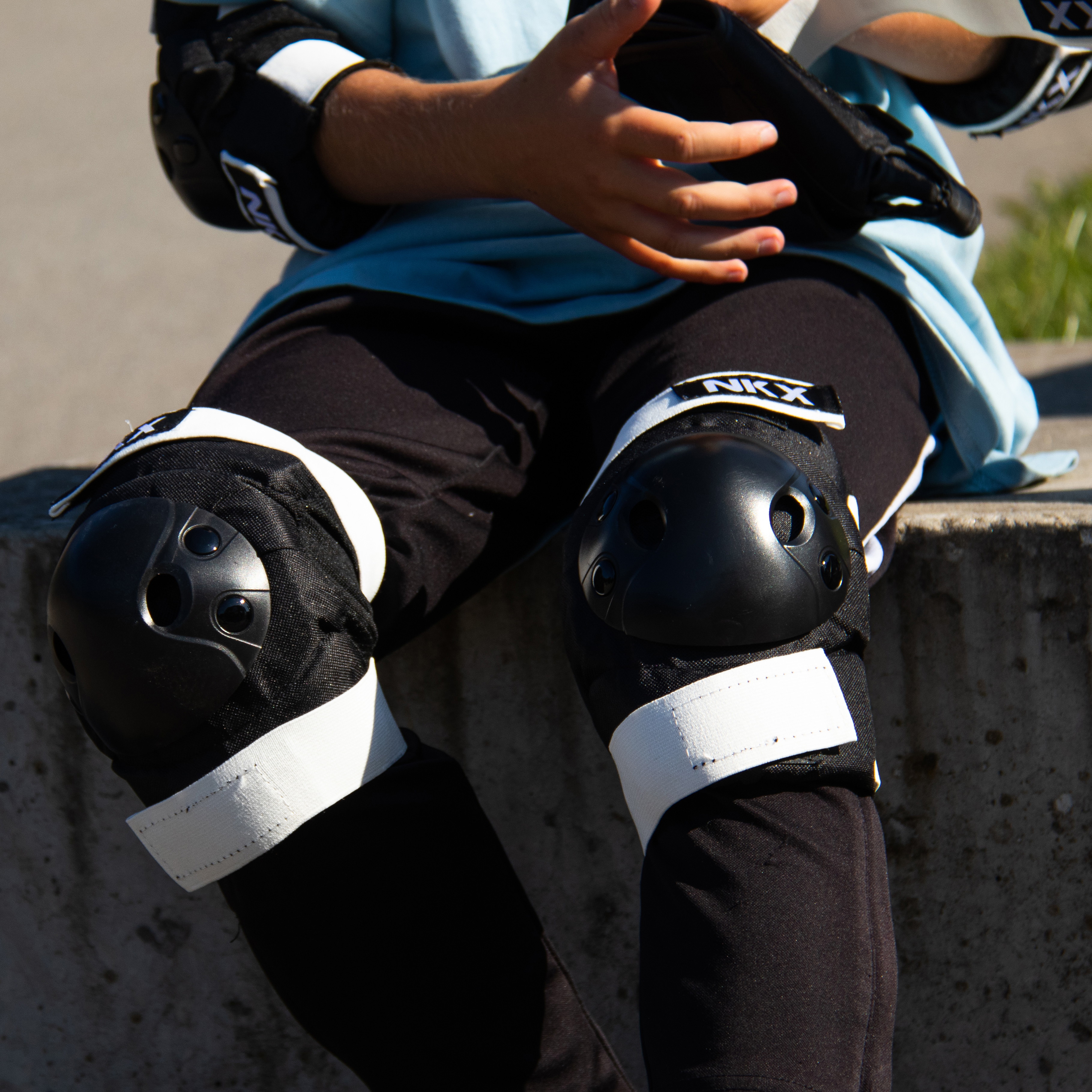 NKX Pro Kids Genouillères