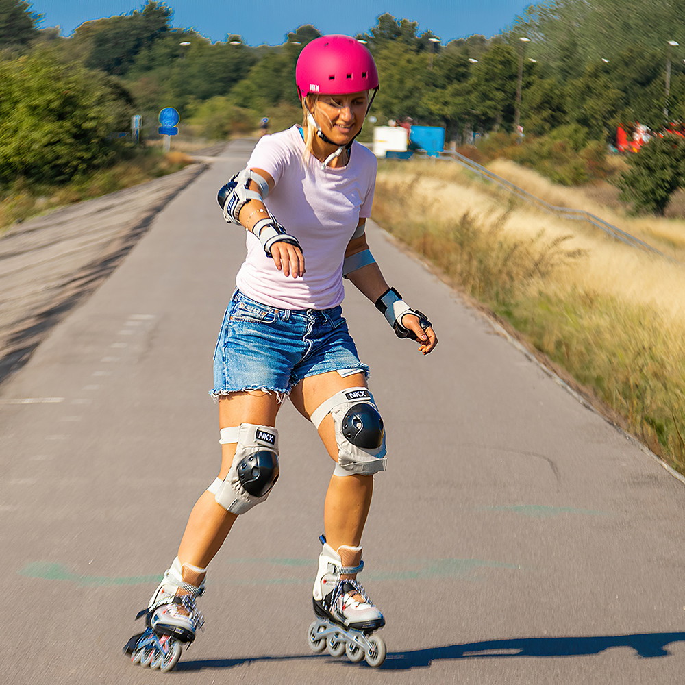 Story Division roller