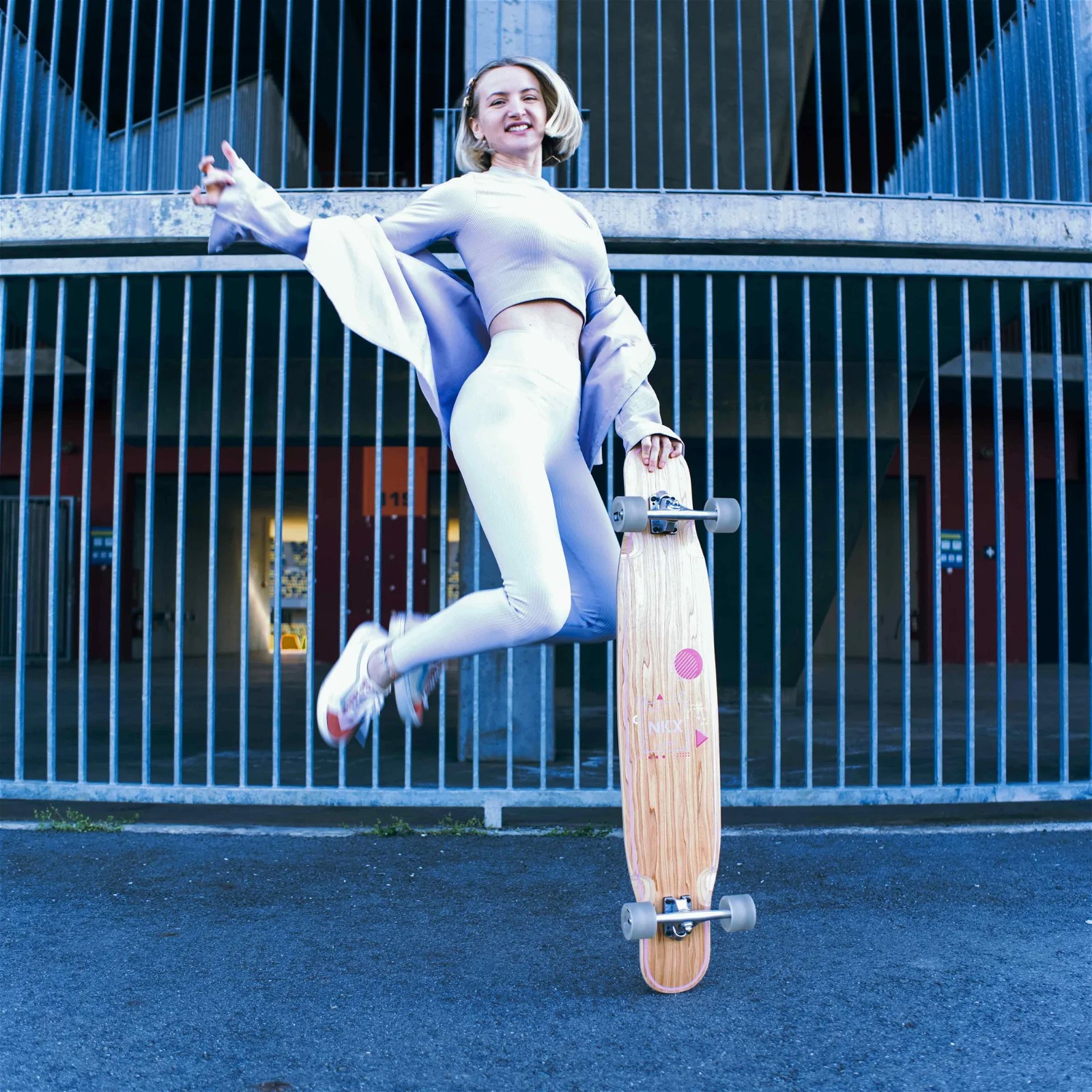 NKX Geometric Dancing Longboard
