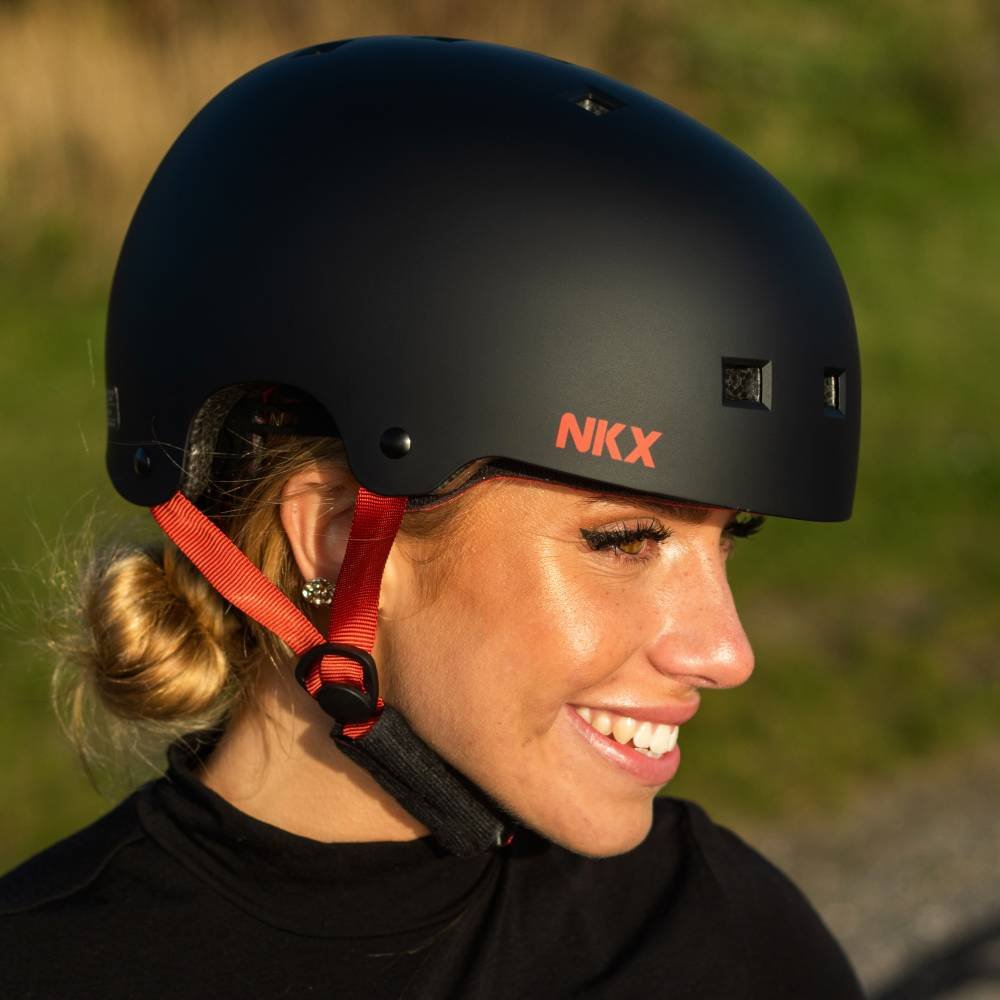 Casque de skate certifié NKX Brain Saver